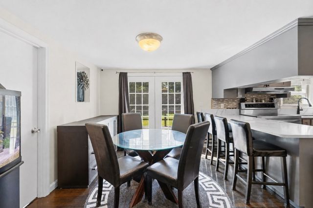 4 Starling Ave, Kingston, MA 02364