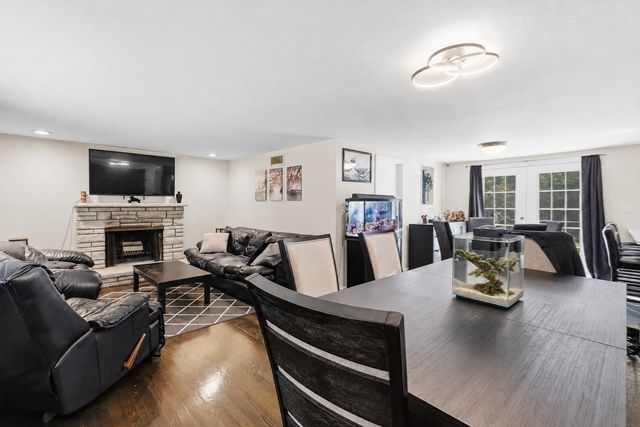 4 Starling Ave, Kingston, MA 02364