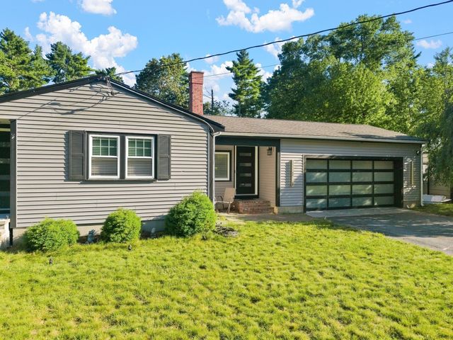 4 Starling Ave, Kingston, MA 02364
