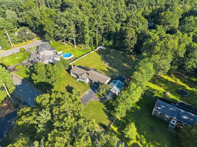4 Starling Ave, Kingston, MA 02364