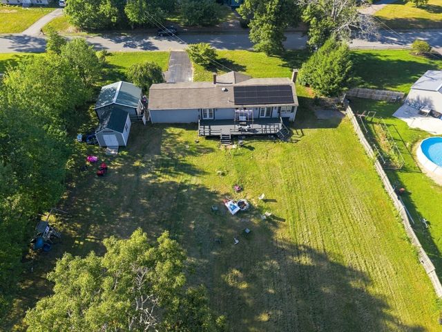 4 Starling Ave, Kingston, MA 02364