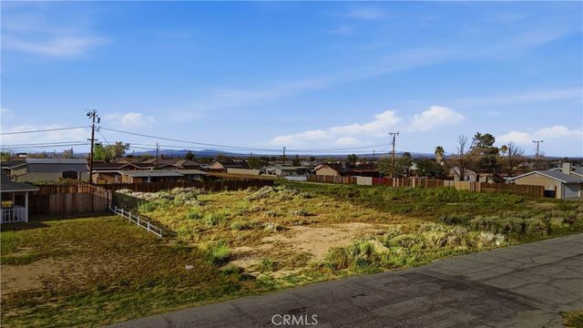 8113 Jacaranda Ave, California City, CA 93505
