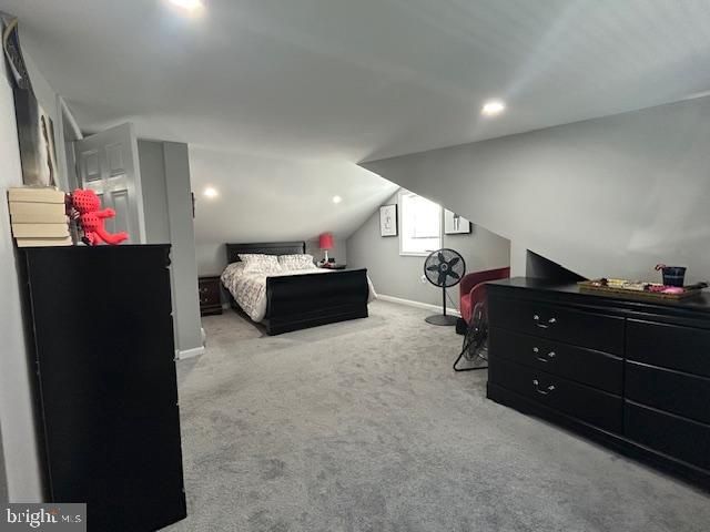 536 LONGSHORE AVENUE, Philadelphia, PA 19111