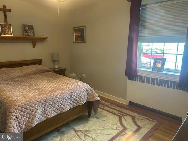 536 LONGSHORE AVENUE, Philadelphia, PA 19111