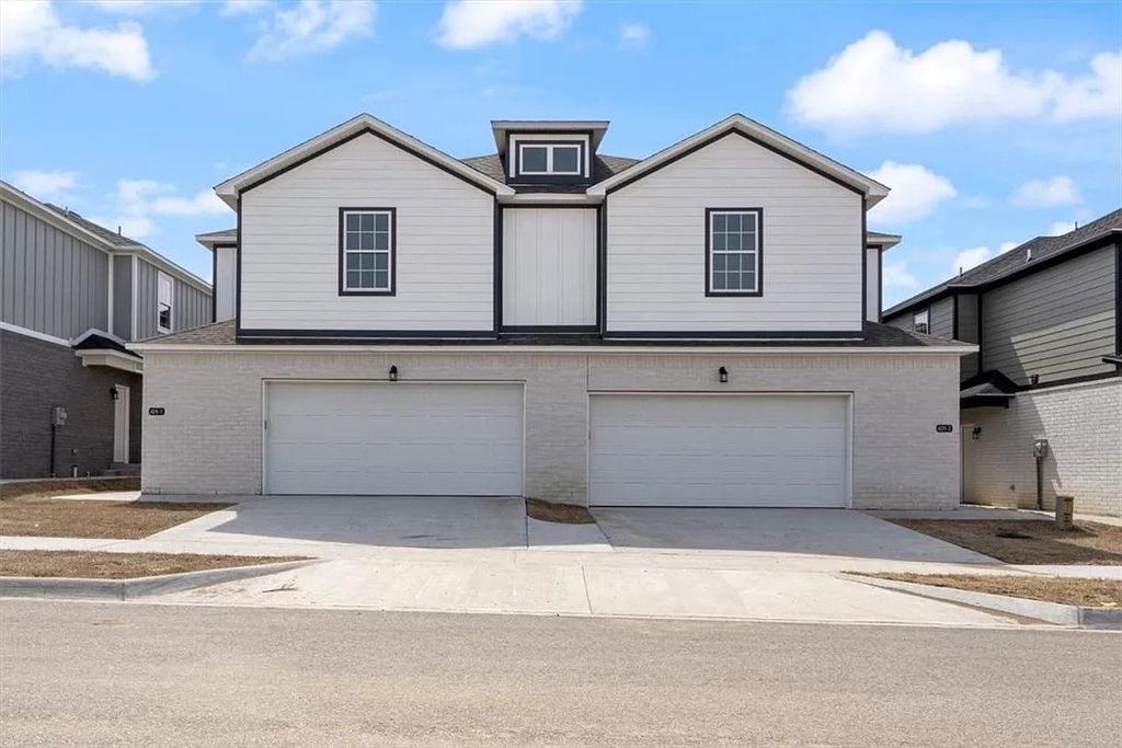 4211 W Santa Fe Square 1 & 2, Fayetteville, AR 72704