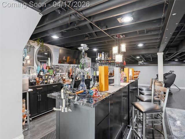 4886 Beacon Hill Drive, Bloomfield Hills, MI 48301