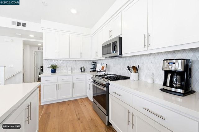 9732 Seawind Way, Newark, CA 94560