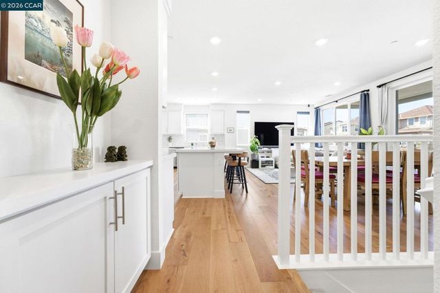 9732 Seawind Way, Newark, CA 94560