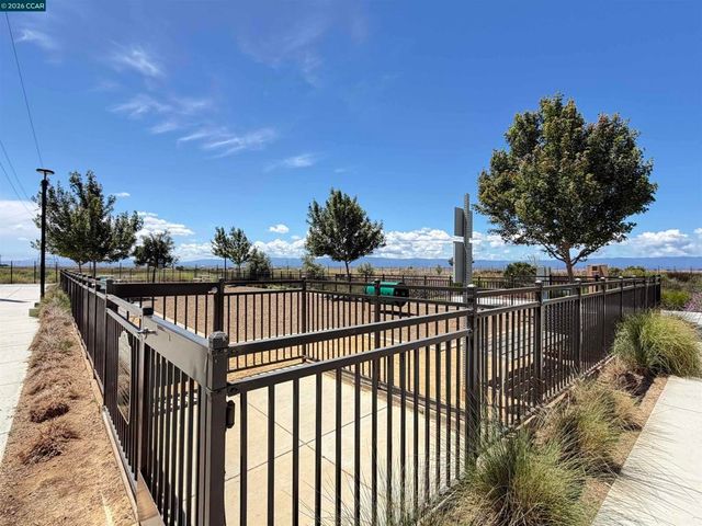 9732 Seawind Way, Newark, CA 94560