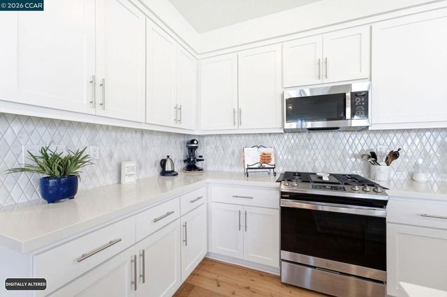 9732 Seawind Way, Newark, CA 94560