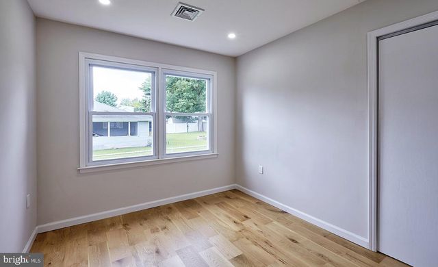48 TERRILL AVE, Hamilton, NJ 08619