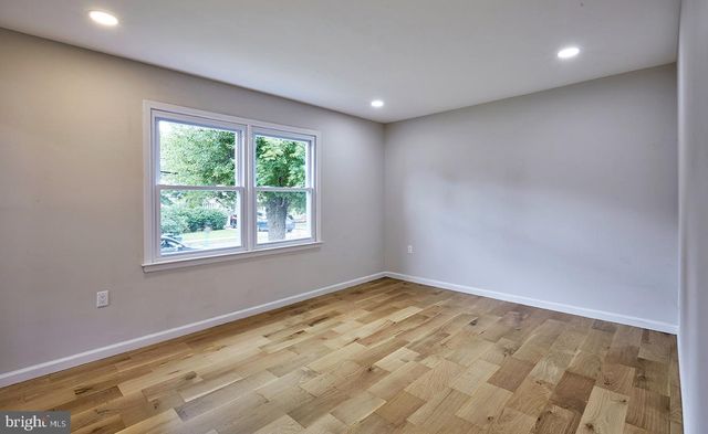 48 TERRILL AVE, Hamilton, NJ 08619