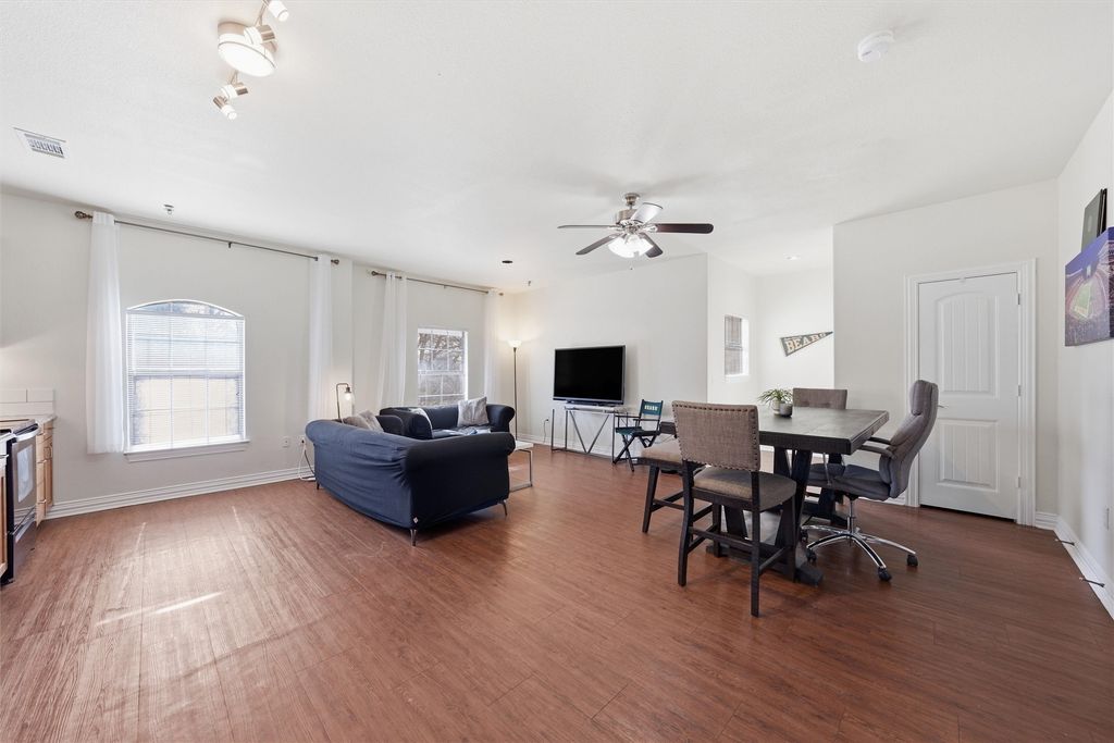 2410 S 2nd Street 630, Waco, TX 76706