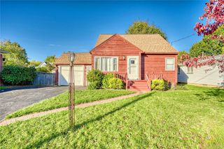 53 Bennett Avenue, Irondequoit, NY 14609
