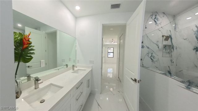 3004 4th ST SW, Lehigh Acres, FL 33976