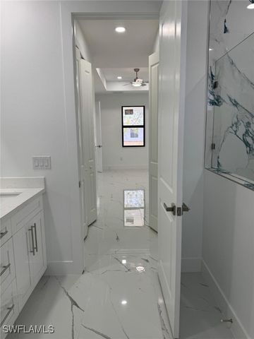 3004 4th ST SW, Lehigh Acres, FL 33976