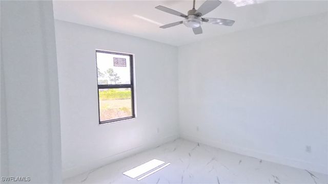 3004 4th ST SW, Lehigh Acres, FL 33976