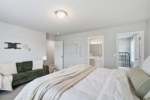 8449 E Sturtevant Avenue, Richland, MI 49083