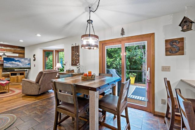 112122 Haering Lane, Chaska, MN 55318