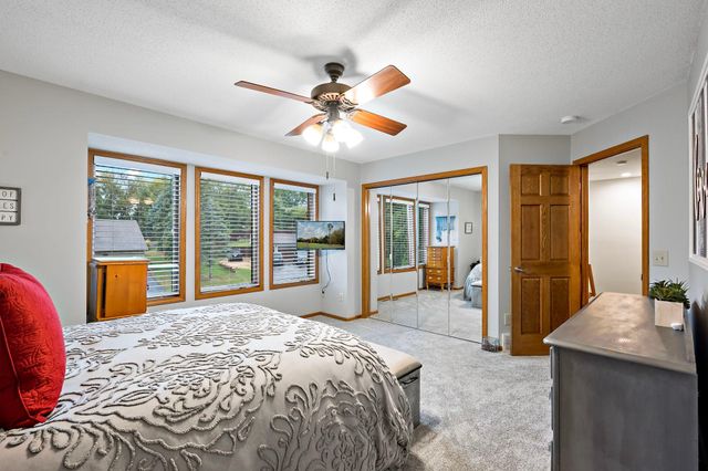 112122 Haering Lane, Chaska, MN 55318