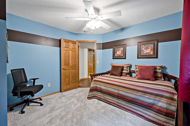 112122 Haering Lane, Chaska, MN 55318