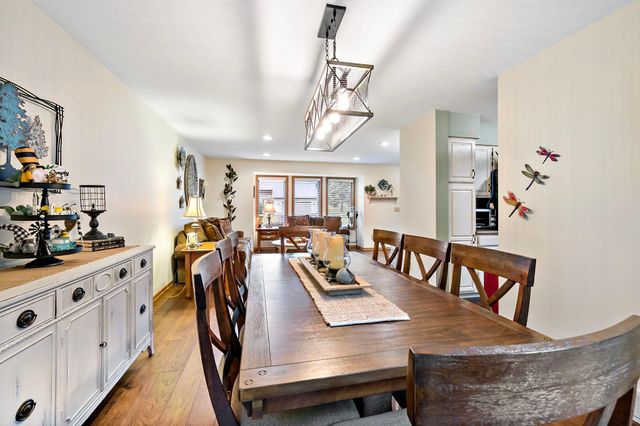 112122 Haering Lane, Chaska, MN 55318