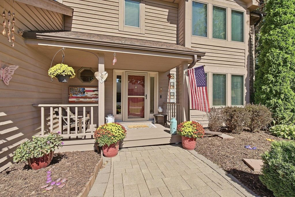 112122 Haering Lane, Chaska, MN 55318 — photo 3