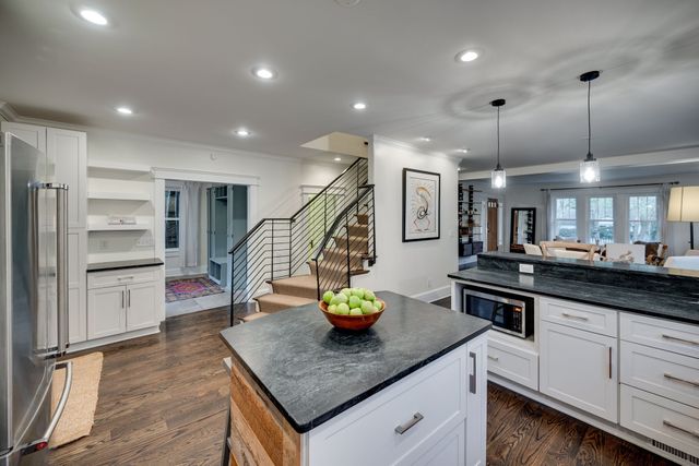 1415 McKennie Ave, Nashville, TN 37206