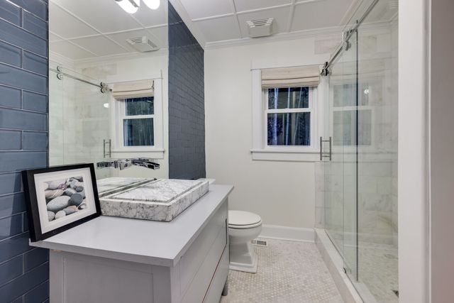 1415 McKennie Ave, Nashville, TN 37206