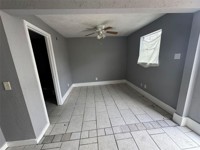 7018 Avenue F 6, Houston, TX 77011