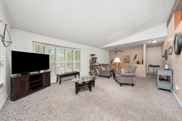 3802 Wren Lane, Rolling Meadows, IL 60008