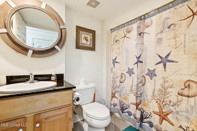 2046 Beach Boulevard, D103, Biloxi, MS 39531