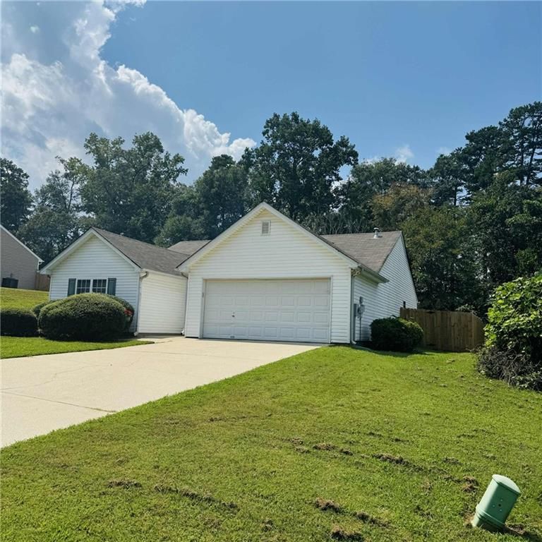 285 Baugh Street, Commerce, GA 30529