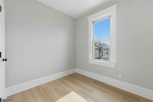 301 Ellis Ave, Irvington Twp., NJ 07111