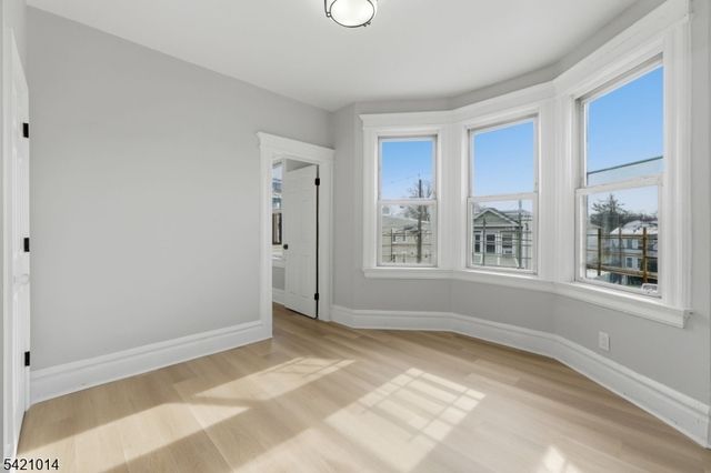 301 Ellis Ave, Irvington Twp., NJ 07111