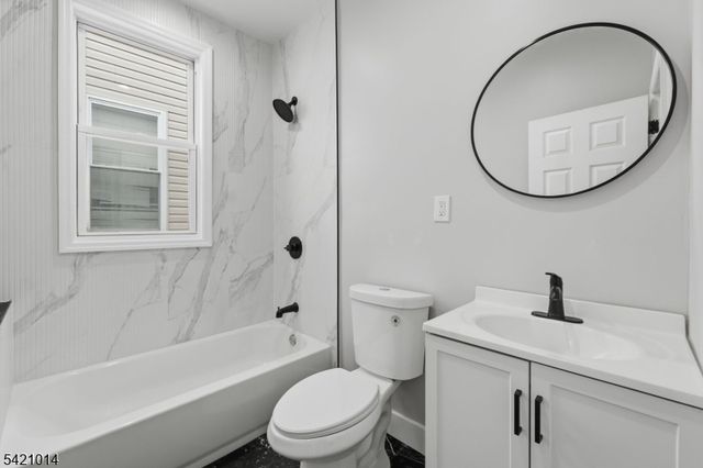 301 Ellis Ave, Irvington Twp., NJ 07111