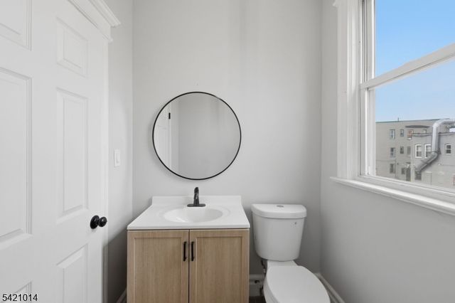 301 Ellis Ave, Irvington Twp., NJ 07111