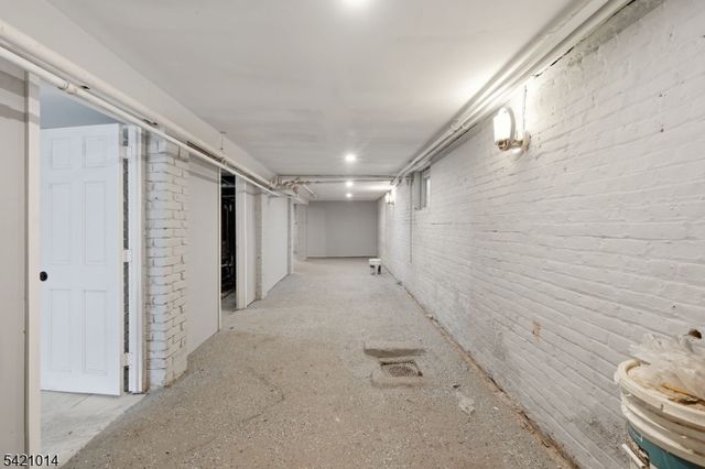 301 Ellis Ave, Irvington Twp., NJ 07111