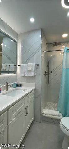 200 Turtle Lake CT 309, Naples, FL 34105