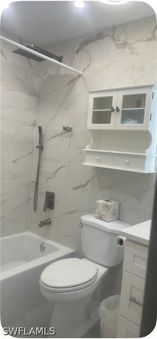 200 Turtle Lake CT 309, Naples, FL 34105