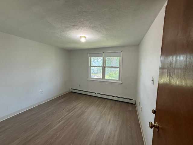 54 Pleasant St A, Wareham, MA 02571