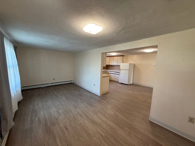 54 Pleasant St A, Wareham, MA 02571
