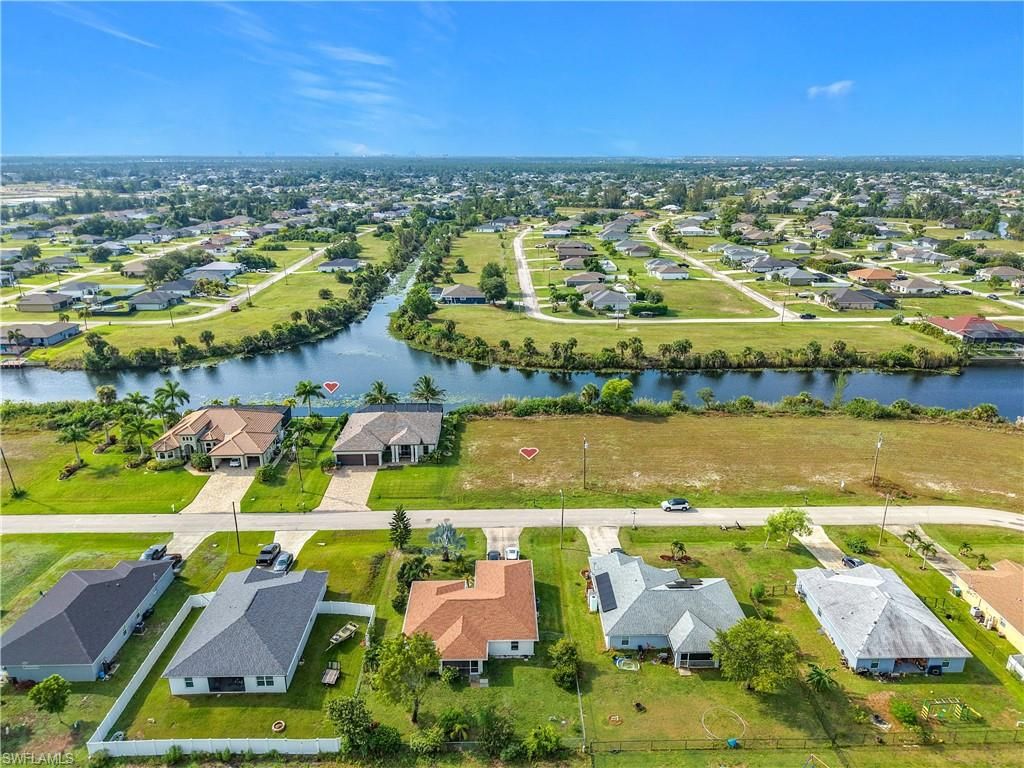 1226 NE 40th ST, CAPE CORAL, FL 33909 — photo 2