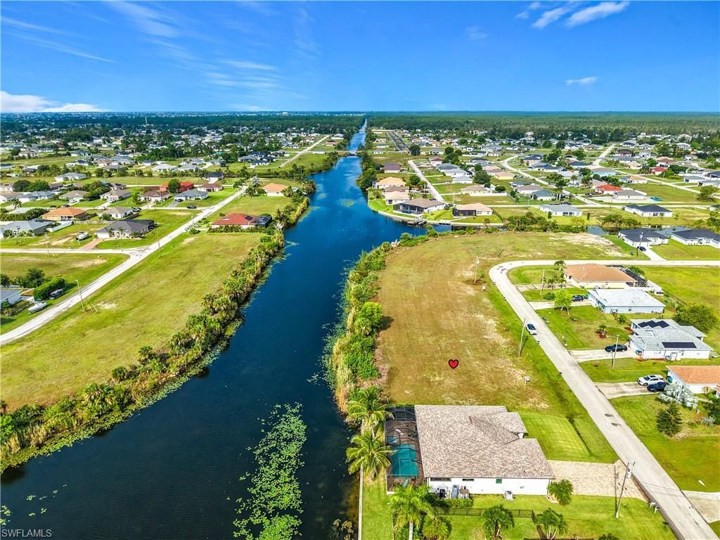 1226 NE 40th ST, CAPE CORAL, FL 33909 — photo 4