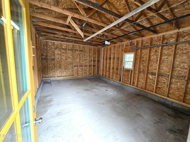 20 Franklin Avenue, North Greenbush, NY 12198