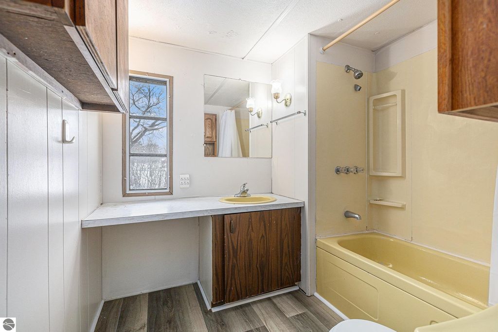 Image 10 of property listing at 200 N Clark Street, Mesick, MI 49668