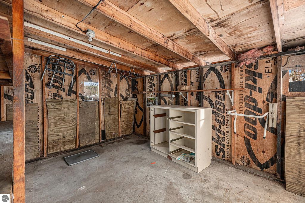 Image 14 of property listing at 200 N Clark Street, Mesick, MI 49668