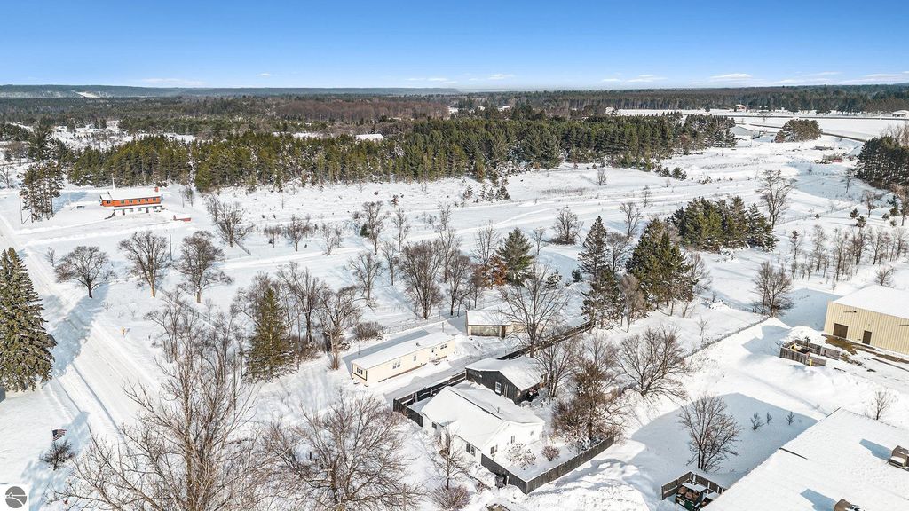 Image 18 of property listing at 200 N Clark Street, Mesick, MI 49668