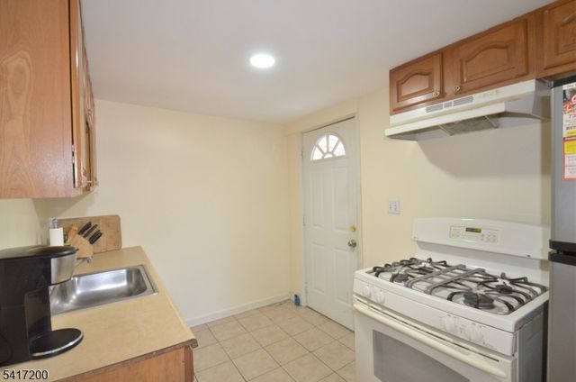 224 Gordon St 2, South Amboy City, NJ 08879