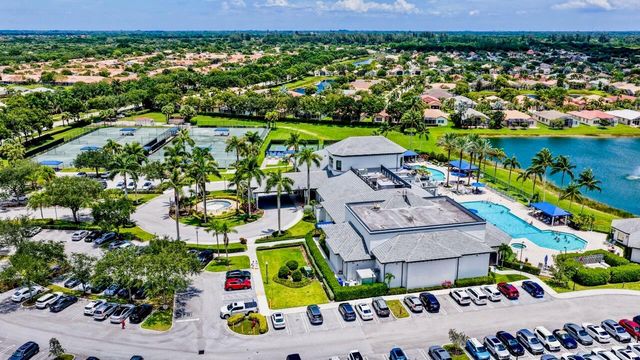 8375 Logia Circle, Boynton Beach, FL 33472